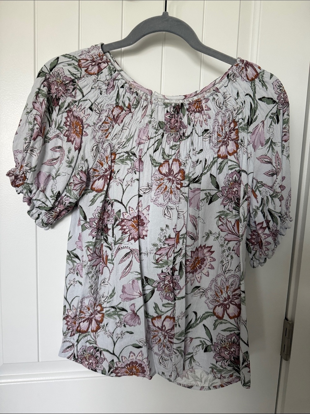 Maurices White Floral Puff-Sleeve Blouse with Pink and Green Accents